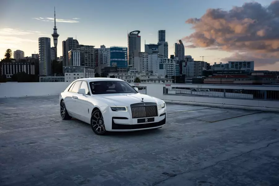 Review: Rolls-Royce Black Badge Ghost, cutting-edge cool for wealthy rule  breakers | BusinessDesk