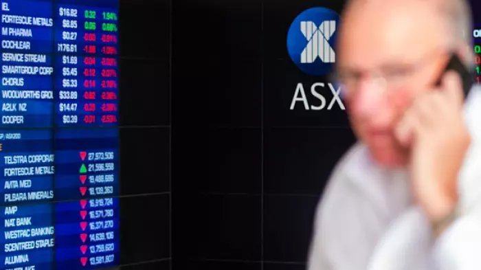 ASX: Aussie shares climb to set new intraday record high