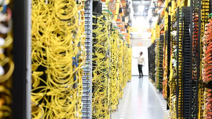 Spark needs mates to execute its datacentre play
