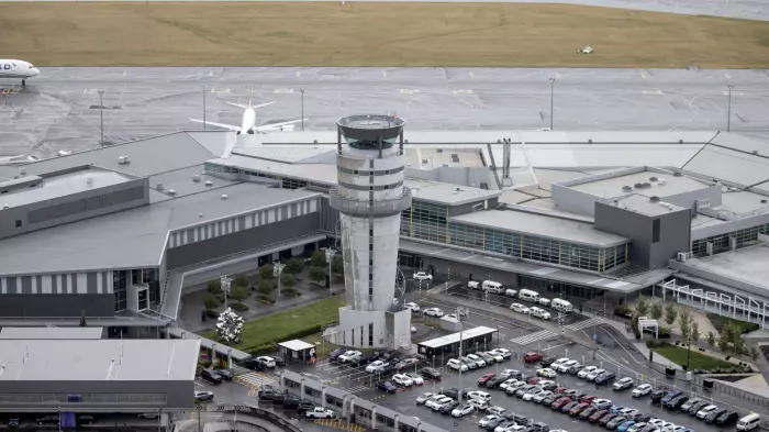 Act would 'support selling' Crown stake in Chch Airport