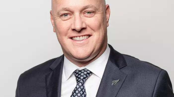 Bridges withdraws, Luxon likely new Nats leader