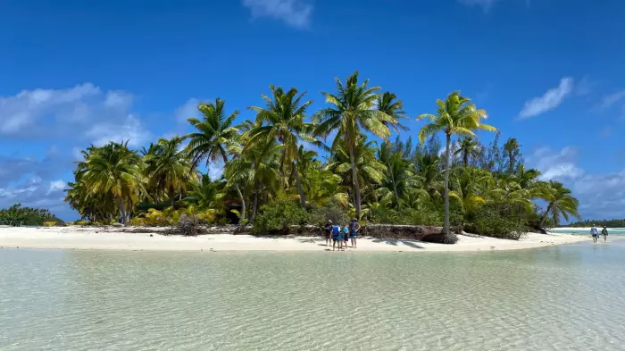 Kiwis can head to the Cook Islands from May 17