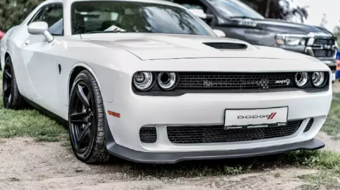 Court rules on Turners’ car-yard quarrel and the non-compliant Hellcat
