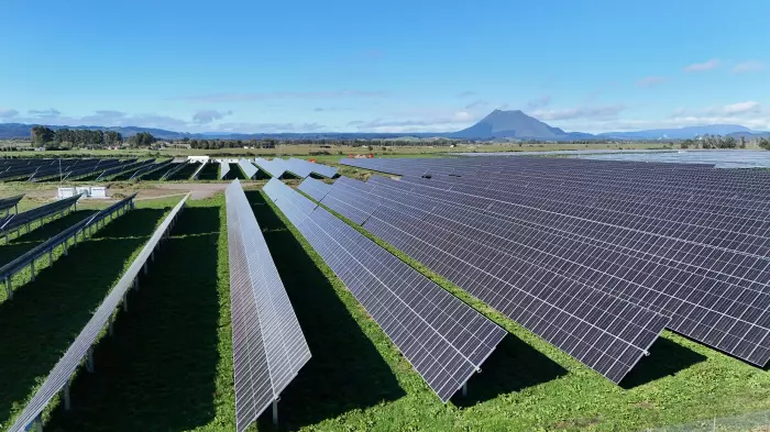 Lodestone Energy completes $50m raise to carry on building