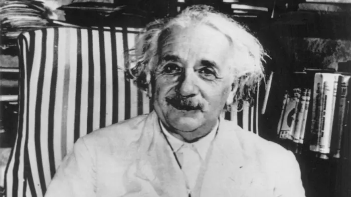 New biographies reveal more on Einstein and the world he made