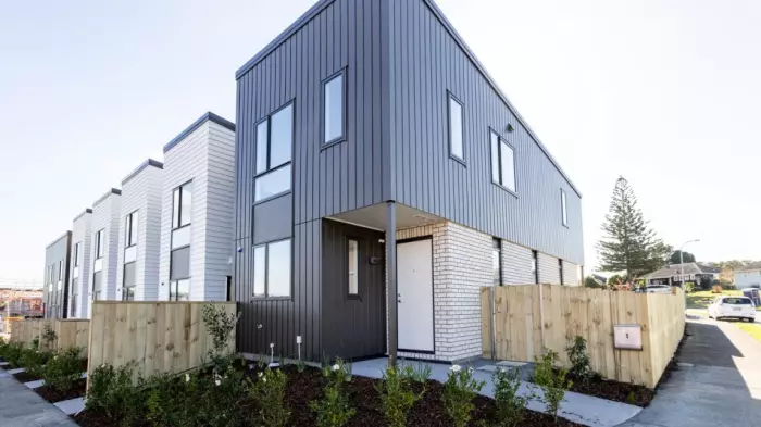 Housing consents hit 31 year highs