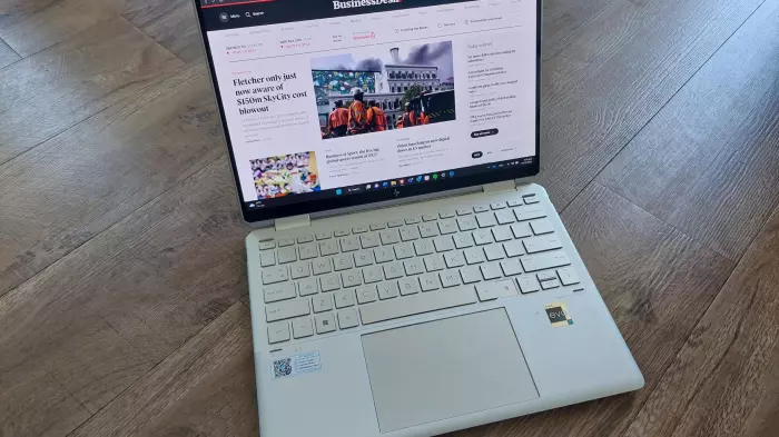 Review: HP’s new 2-in-1 Spectre is a jack of all trades