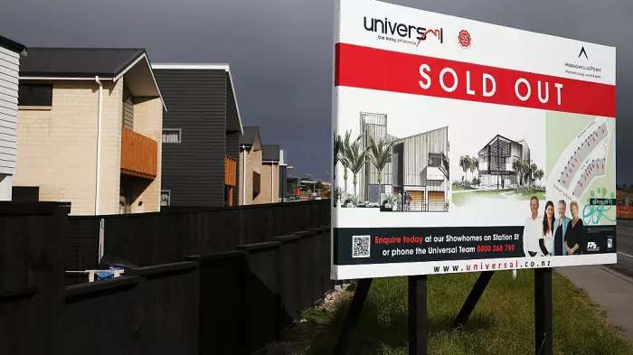 Almost 10k houses sold last month