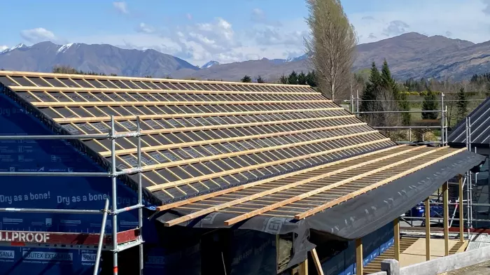 Home consents down 25%, off record highs