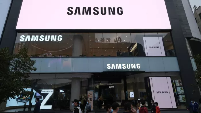 Samsung considers trimming NZ workforce