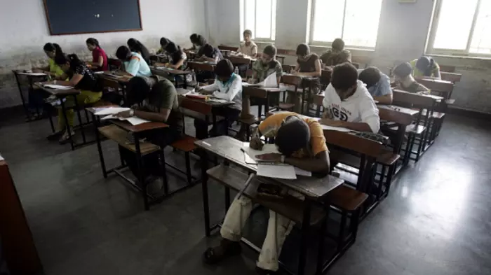 Gangs make millions helping Indians cheat on exams