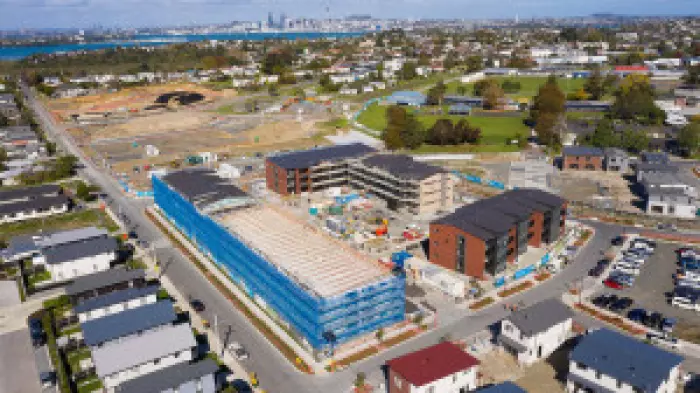 Shy of housing targets, but Kāinga Ora still paying top dollar
