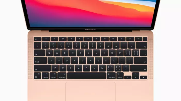 Review: Apple MacBook Air - the laptop with a hot chip