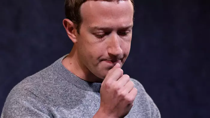 Zuckerberg debuts ‘Real Mark’ in push to woo Trump