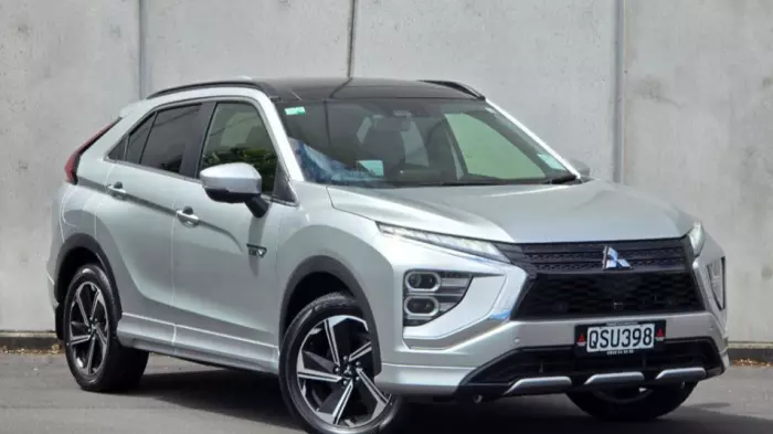 Mitsubishi Eclipse Cross PHEV VRX: global efficiency