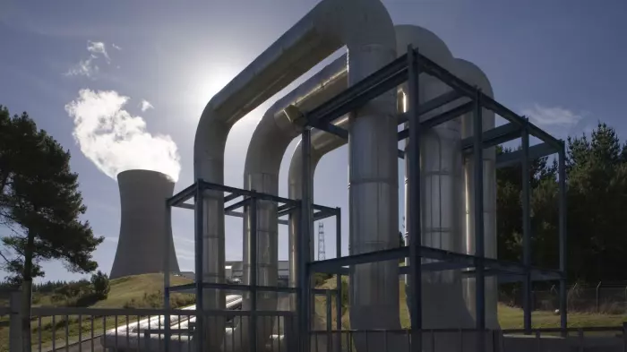 57,600 Contact Energy shareholders have a big decision