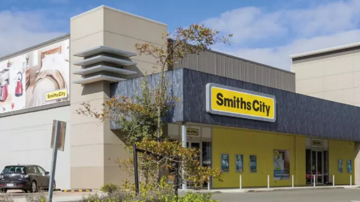 Smiths City owes creditors $26.8m