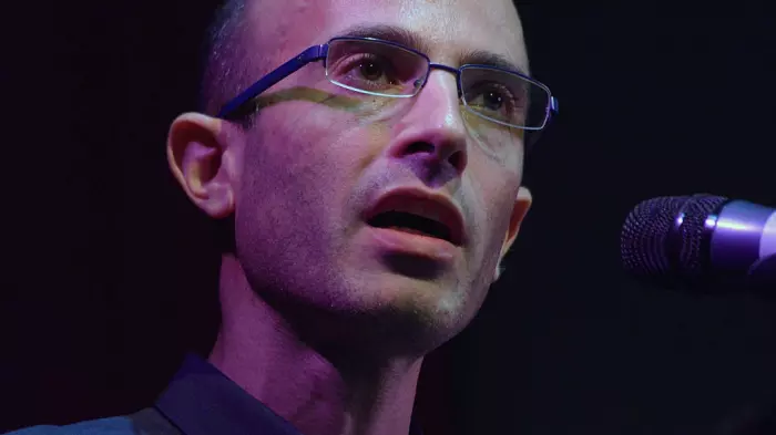 Harari: AI is different