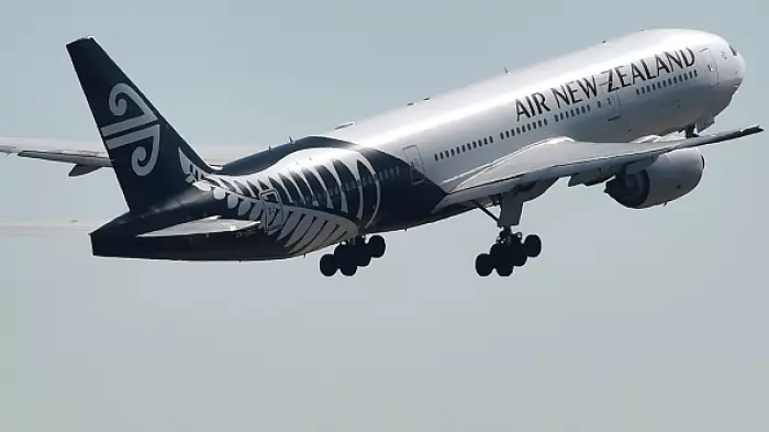 When to press 'go' on the Air NZ capital raise?