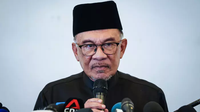 Malaysian PM tells Goldman Sachs: pay up
