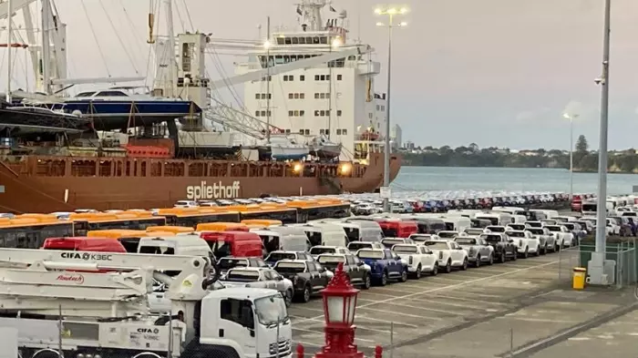 NZ's annual current account deficit smallest in nearly 19 years