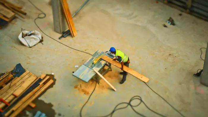 Why unemployment won't rise much