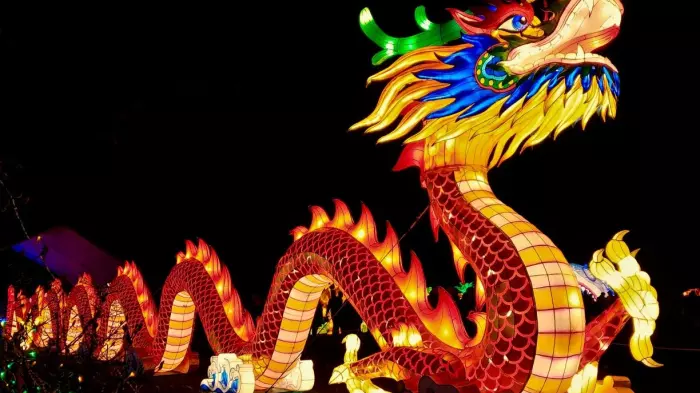 Fitch sounds alarm on possible China slowdown impact