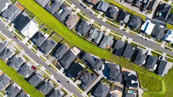 RBNZ says risks linked to new mortgage lending contained