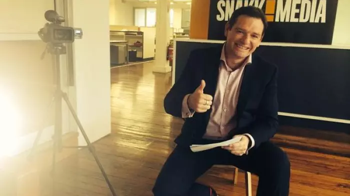 Handley's Snakk is back, as a listing shell