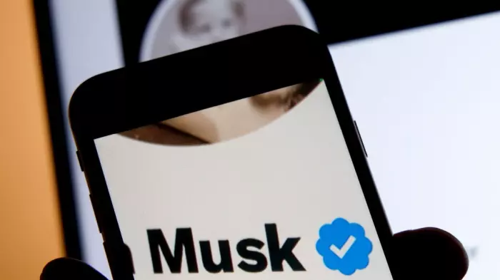 Musk blinks on Twitter job cuts, blue checks