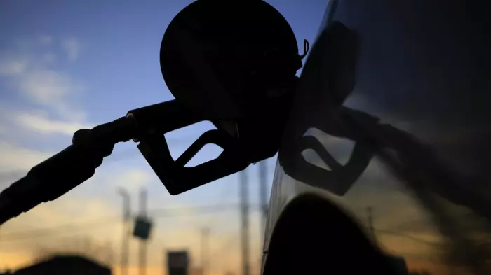 Petrol companies told to pass on fuel tax decrease