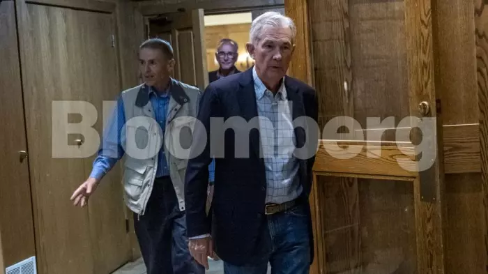 Hawks descend at Jackson Hole
