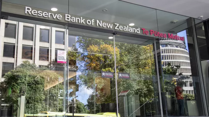 RBNZ cuts number of jobs by 20%