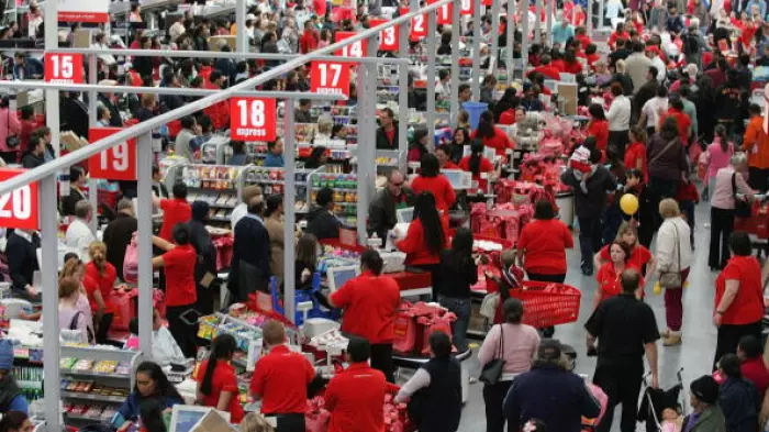 NZ sharemarket down as retail spending stalls in new data