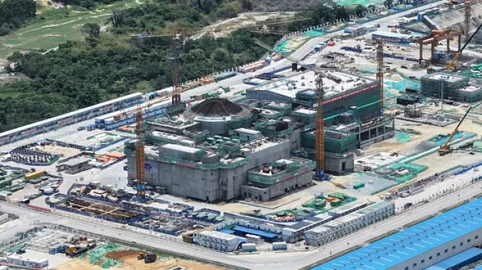 Seymour promotes coal, nuclear, and privatisation