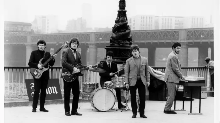 QuiznessDesk, Monday, Nov 24