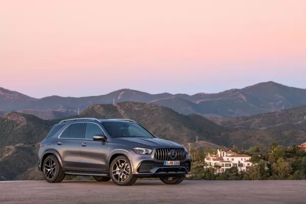 Review: Mercedes-Benz AMG GLE 53 – clever, capable and slightly mad