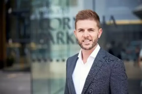 MinterEllisonRuddWatts appoints Aaron Hockly as CEO