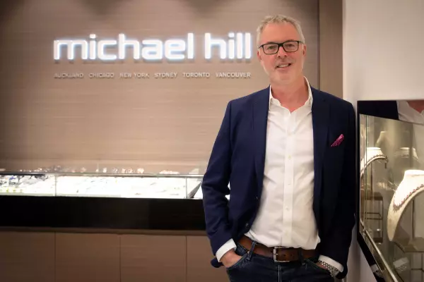 Michael Hill International CEO Daniel Bracken dies