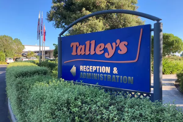 Talley’s mussel spat gets court airing