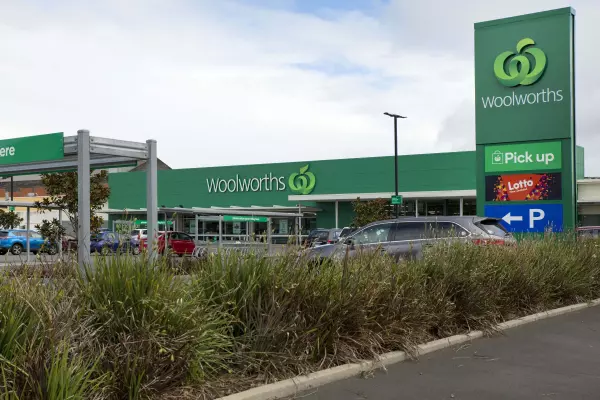 Online sales drive Woolworths NZ Q3 sales growth