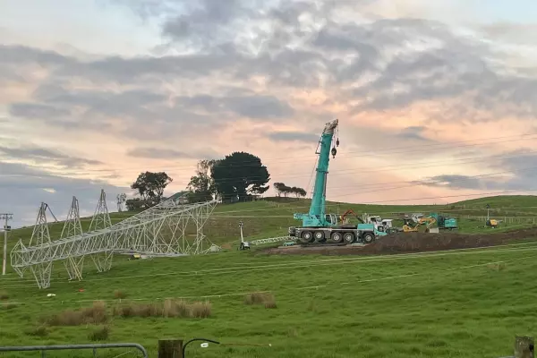 Why a pylon fell and cut power to Northland