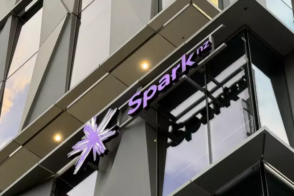 Spark begins board refresh, Justine Smyth succession in motion