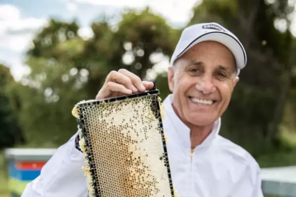 Alan Bougen corrects statement with regard to Comvita