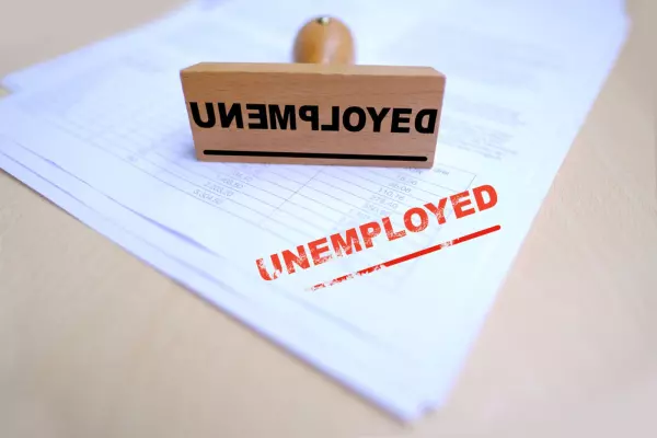 Weak jobs data help clear path for August rate cut