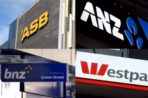 Oz bank bosses face probe amid cost-of-living worries