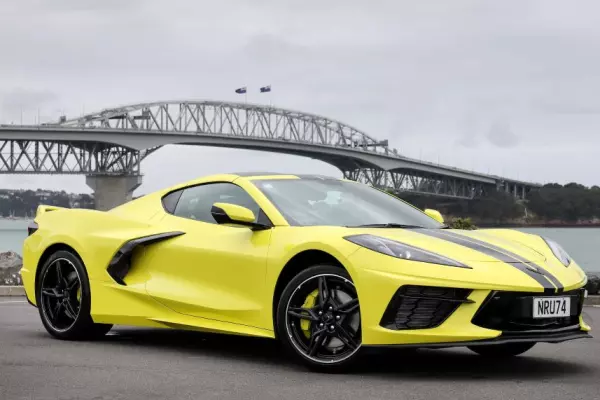 Review: Corvette Stingray – a rumbling bundle of metal, gas and joy