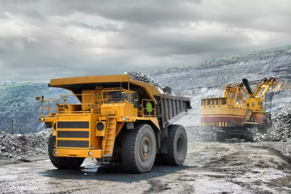 Wake Up Call: Iron roar as prices hit record