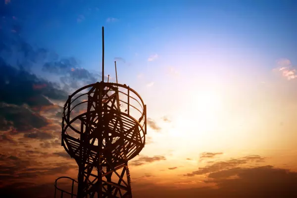 Spark eyes co-ownership for mobile towers, fibre network