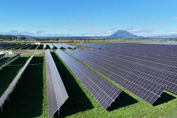 Lodestone Energy completes $50m raise to carry on building